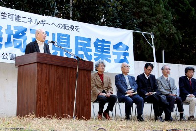 発言する肥田医師＝2013年11月24日、さいたま市