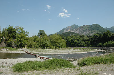 武甲山